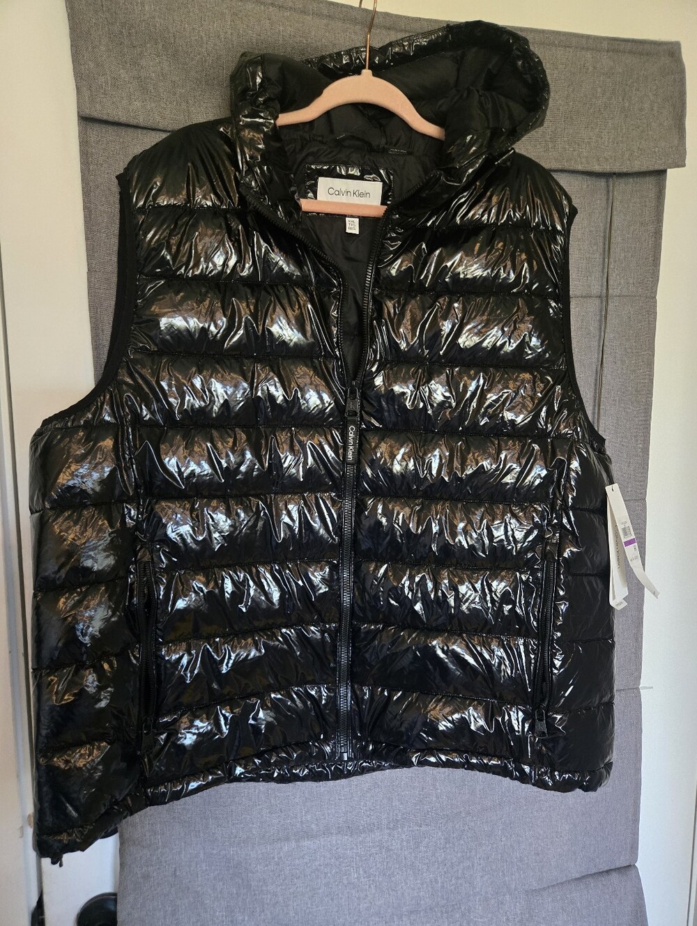 Calvin Klein Men’s Shiny Black Hooded Puffer Vest Size XXL NWT Retail $150